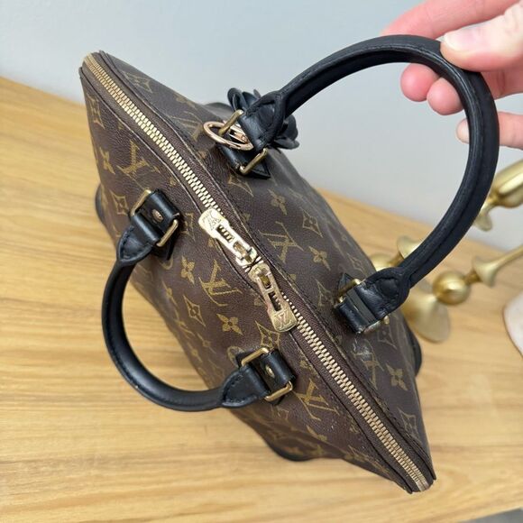 ✅AUTHENTIC✅LOUIS VUITTON ALMA PM - Picture 7 of 17